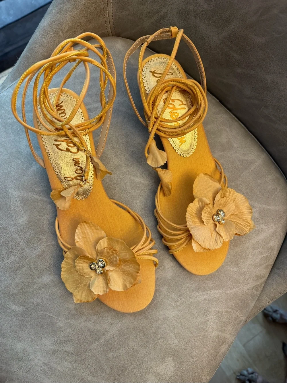 Sam Edelman delicate floral